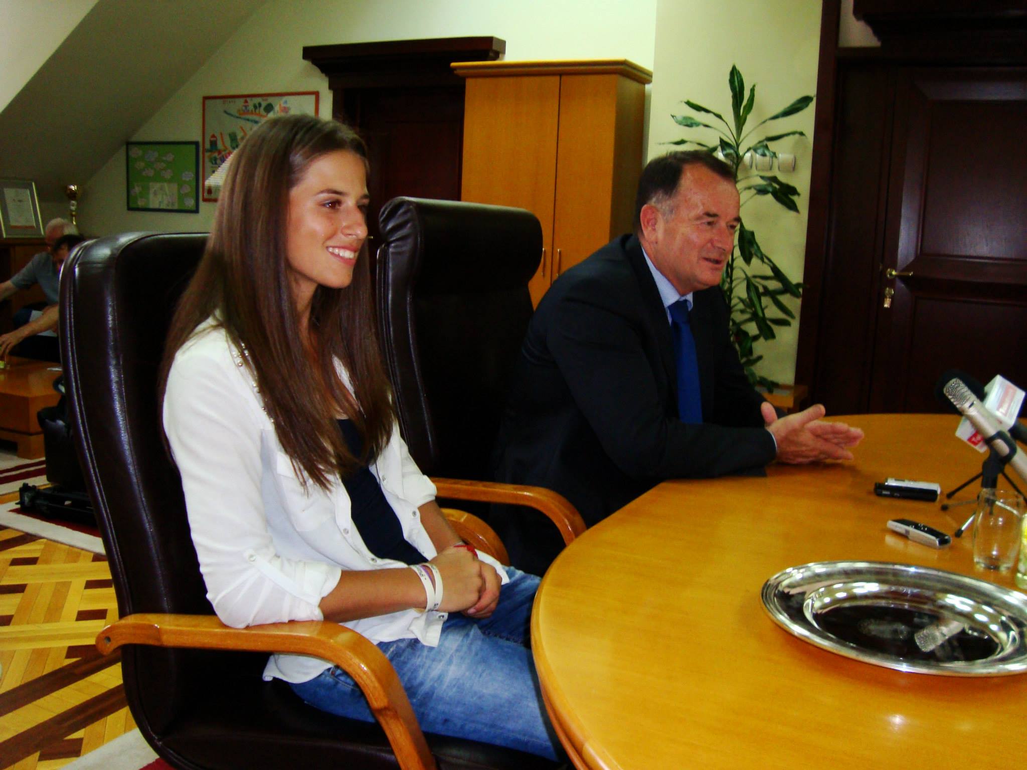 Ivana Jorović na prijemu kod gradonačelnika Čačka