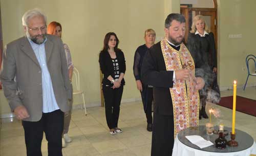 Vekovni pomen pesniku Disu