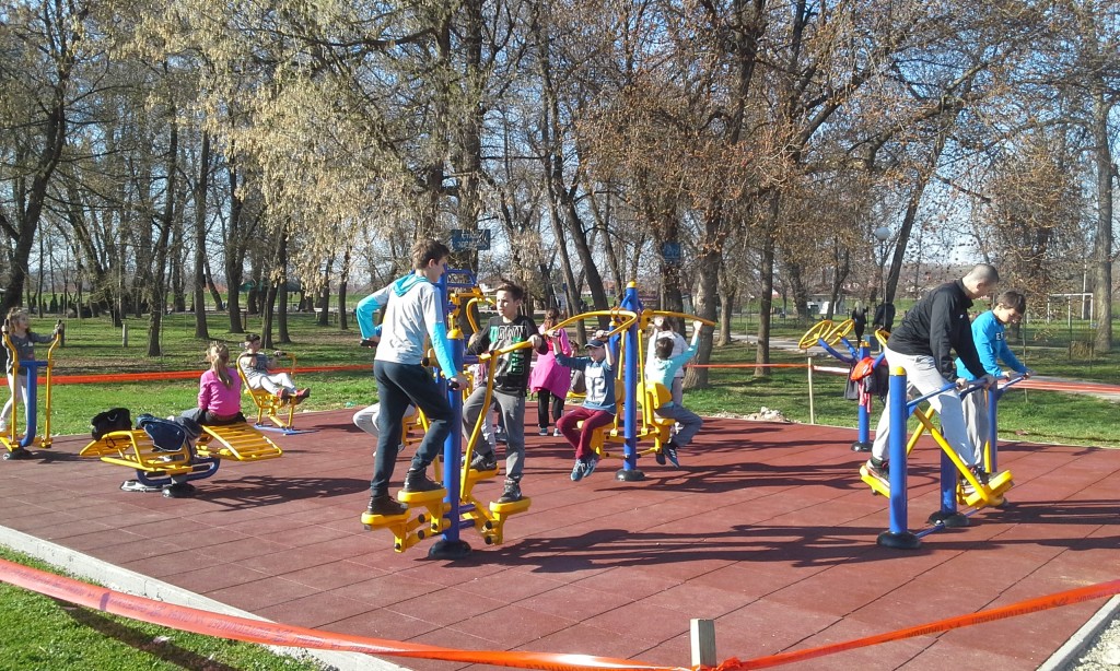 SC Mladost . teretana na otvorenom